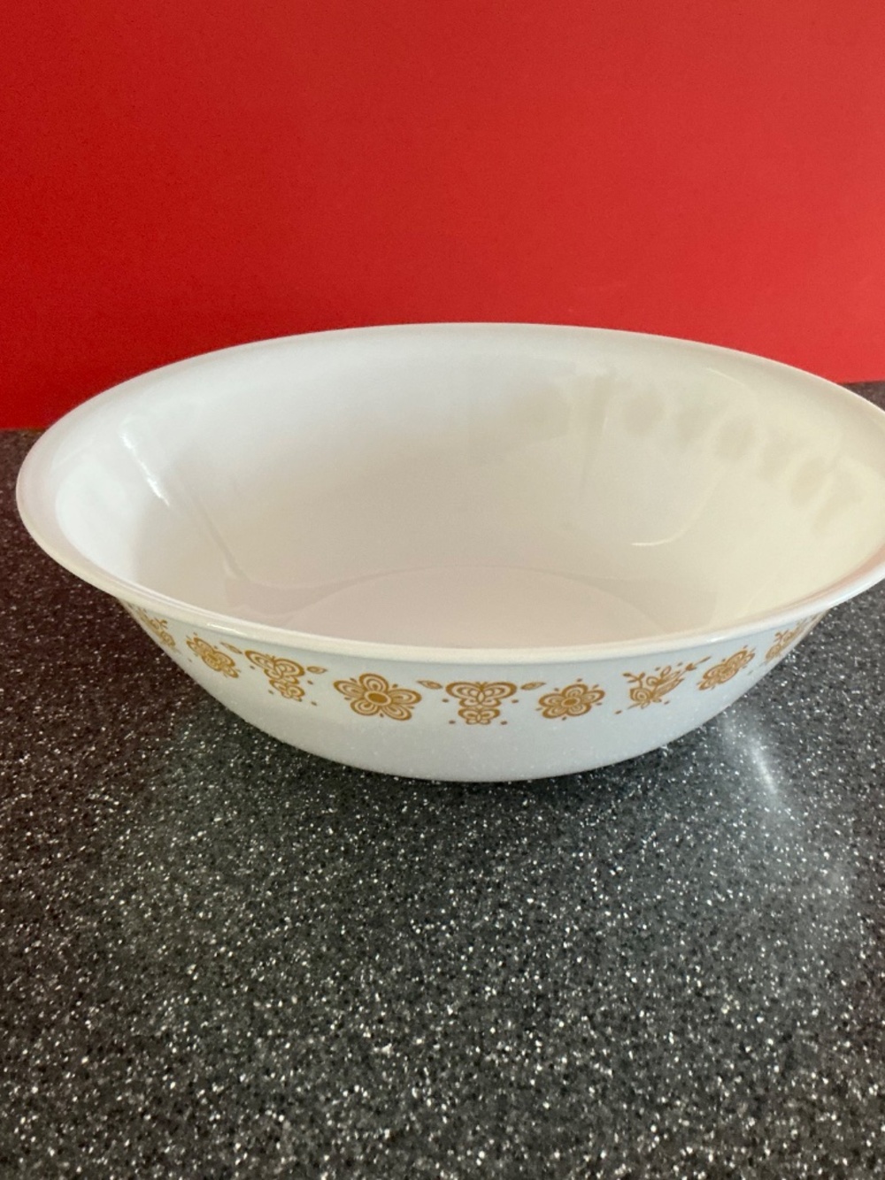 Vintage Corelle Butterfly Gold Serving Bowl Large 10.25” Retired Corning Glass - Picture 6 of 14